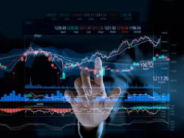 线上实盘配资平台 ETF最前线 | 南方中证银行ETF(512700)下跌1.12%，跨境支付（CIPS）主题走弱，东方集团上涨9.96%